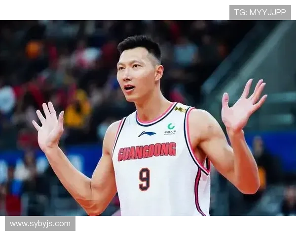 胡明轩腿伤未愈热身疼恢复成疑